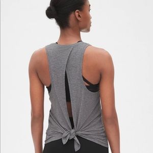 3 GAPFIT Breathe open back tanks size small